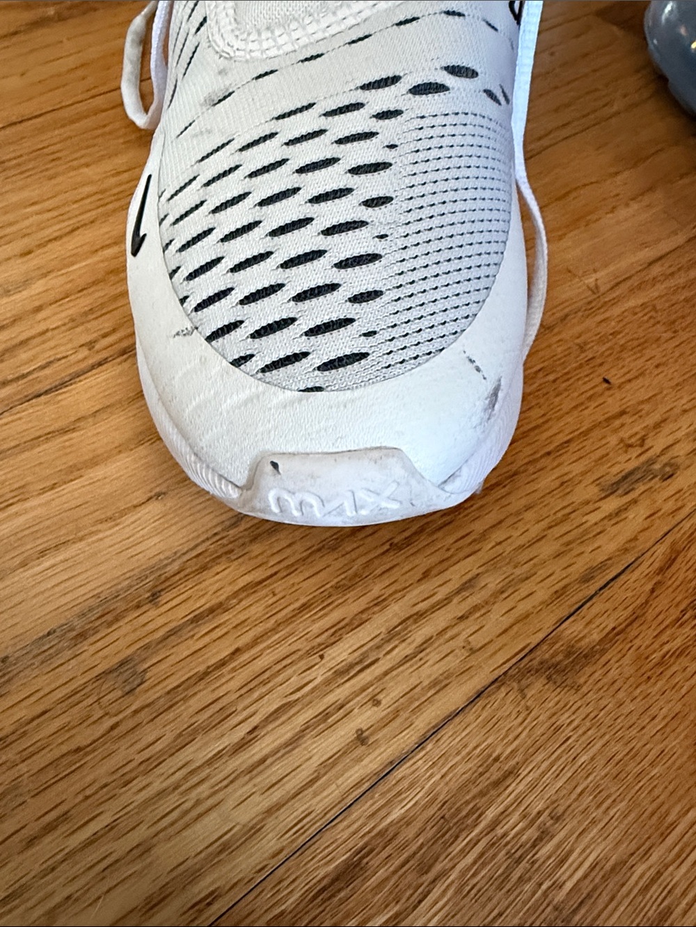 Nike Airmax 270 - Picture 2 of 7